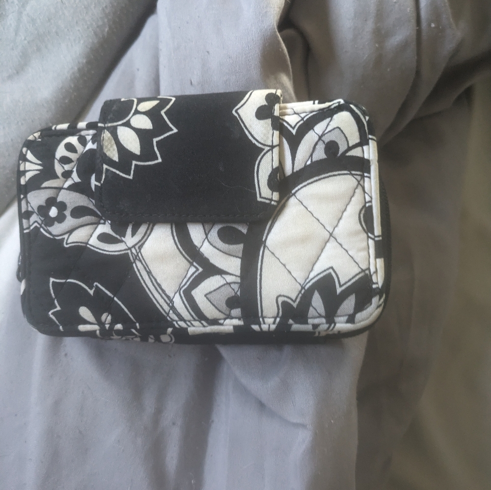 Vera Bradley wallet - Picture 3 of 6